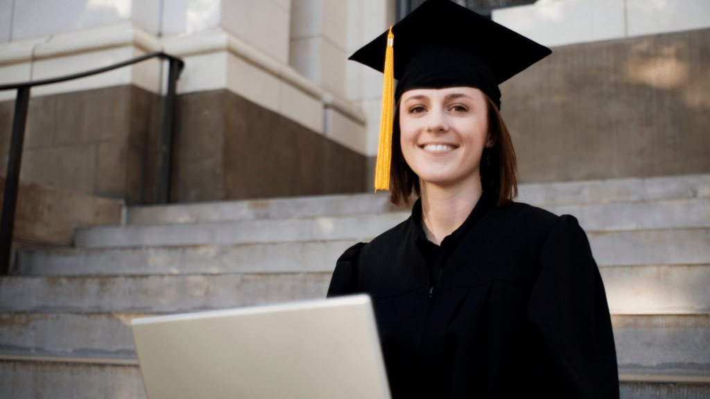 What Is the Easiest Degrees to Get Online in 2024?